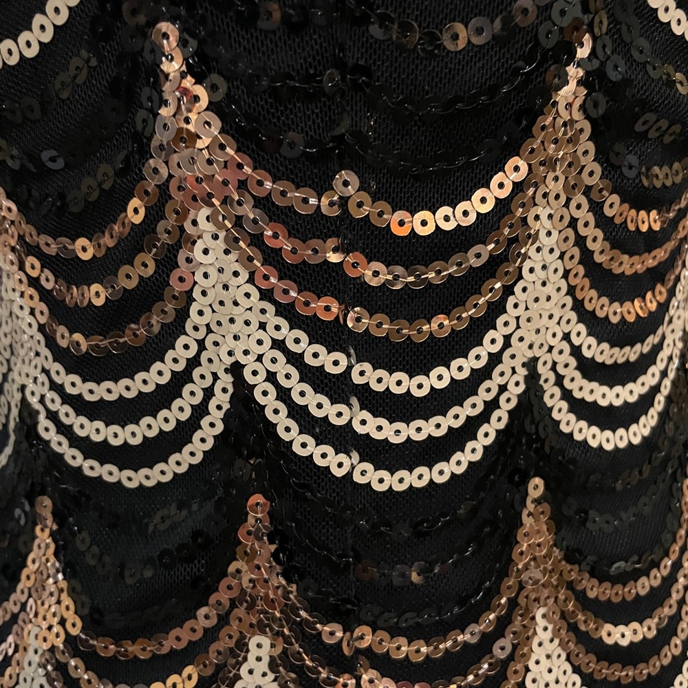Women’s special occasion dress - Picture 6 of 7